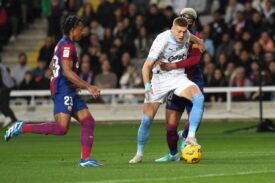 Dowbyk vs Barcelona