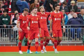 Liverpool po golu z Brentford
