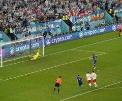 Wojciech Szczęsny, Leo Messi