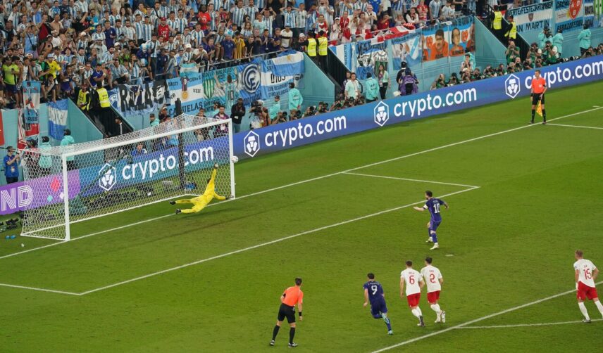 Wojciech Szczęsny, Leo Messi