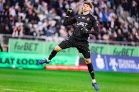 Aleksander Bobek vs Raków Częstochowa