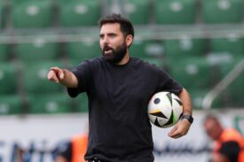 Goncalo Feio podczas meczu Legia - Broendby