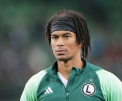 Maxi Oyedele Legia vs Betis