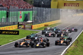 F1: początek wyścigu o Grand Prix Włoch