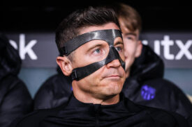 Robert Lewandowski na ławce FC Barcelony