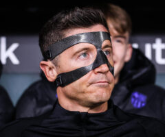 Robert Lewandowski na ławce FC Barcelony