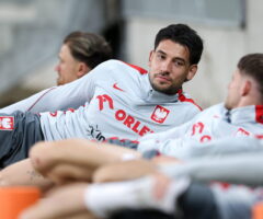 Jakub Moder na treningu