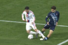Faul Nicolasa Tagliafico na Javim Ruedzie