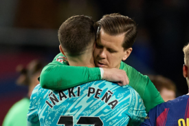 Pena i Szczęsny