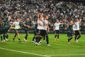 Legia – Śląsk. Pożegnanie Jędrzejczyka, Adamski bohaterem. GALERIA z meczu – zdjęcie 23