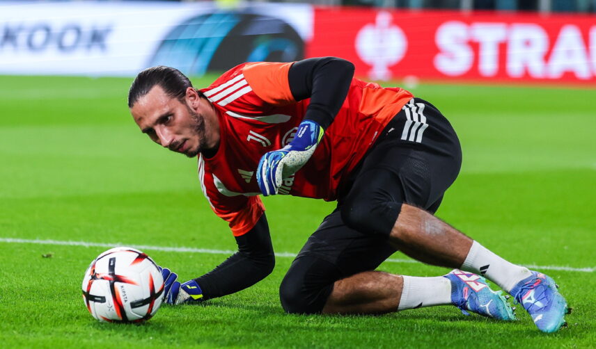 Kamil Grabara