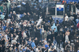 Afera z polskimi kibicami na meczu Roma - Slovan
